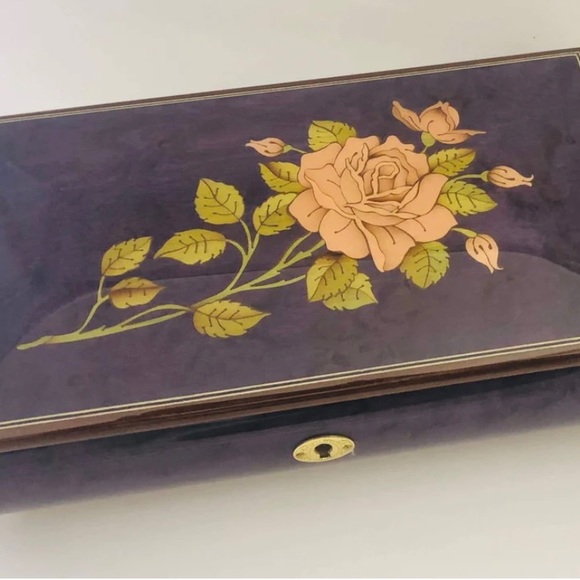 Sorrento music box - Picture 1 of 2